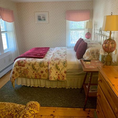 نورث كونويه Buttonwood Inn On Mount Surprise الغرفة الصورة