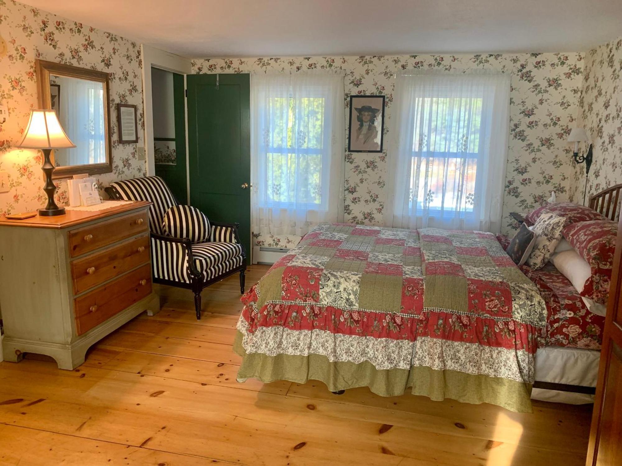 نورث كونويه Buttonwood Inn On Mount Surprise الغرفة الصورة