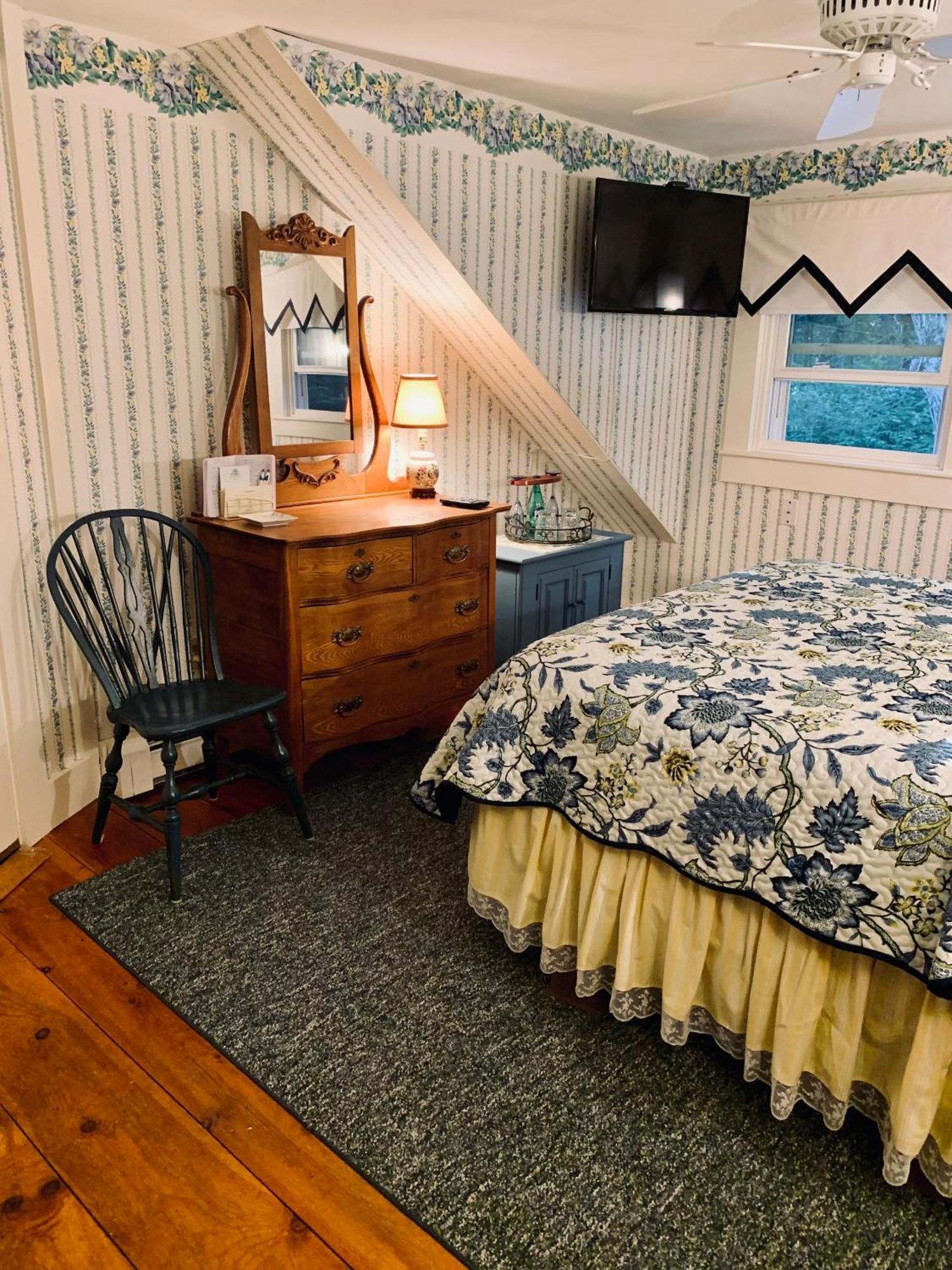 نورث كونويه Buttonwood Inn On Mount Surprise الغرفة الصورة